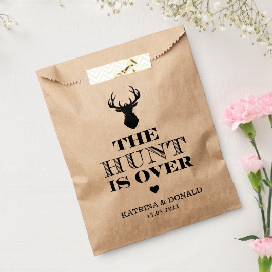 Die Jagd ist über rustikale Hochzeit Geschenktütchen (Versiegelt)