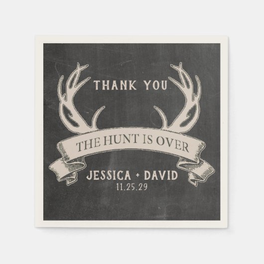 Die Jagd ist über rustikales Chalkboard Hochzeit N Serviette (Vorderseite)