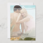 "Die Jagd ist vorbei" Foto der rustikalen Camoufla Save The Date (Rückseite)