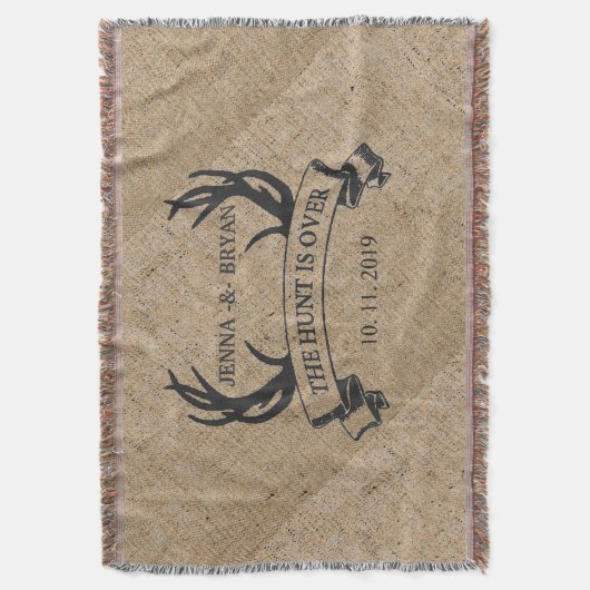 "Die Jagd ist vorbei" rustikales Hochzeitsgeschenk Decke (Vorderseite Vertikal)