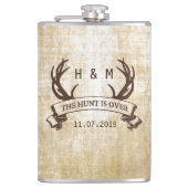 "Die Jagd ist vorbei" rustikales Hochzeitsgeschenk Flachmann (Vorderseite)