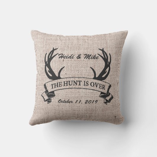 "Die Jagd ist vorbei" Rustikales Hochzeitsgeschenk Kissen (Rückseite)