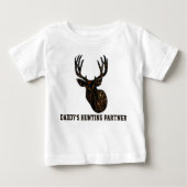 Die Jagd-Partner-Baby-Shirt des Tarnungs-Vatis Baby T-shirt (Vorderseite)