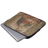 Die Jungfrau, die Christkind bewundert Laptopschutzhülle (Vorne Knopf)