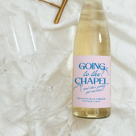 Die Junggesellinnenparty in der Kapelle Weinetikett