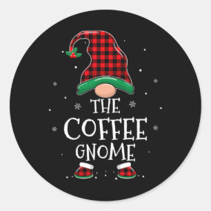 Die Kaffee-Gnome-Weihnachtsfamilie passt zu Karier Runder Aufkleber