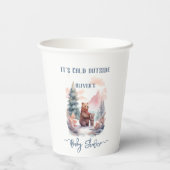 Die kalte Outdoor-Winterwaldbärendusche Pappbecher (Rückseite)