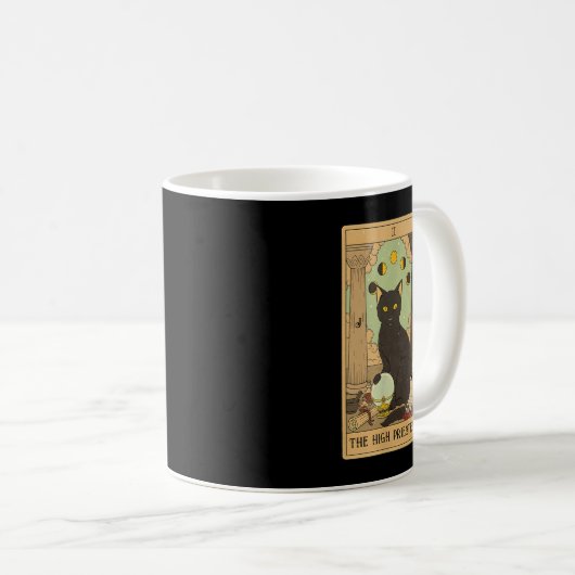 Die Karte des Tarots der Hohepriester Kaffeetasse (VorderseiteRechts)
