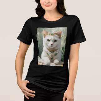 Die Katzenprinzessin. Tri-Blend Shirt