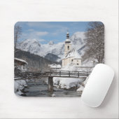 Die Kirche im Schnee mit den Alpen im Winter Mousepad (Mit Mouse)
