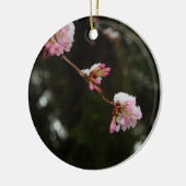 "Die Kirsche Hung mit Schnee sehen" - ein E Keramikornament (Links)