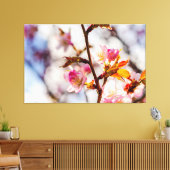Die Kirschkunst blüht an einem sonnigen Tag Leinwanddruck (Insitu (Wohnzimmer))