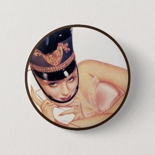 Die Kitsch-Bitches: Pin-Up-Porträts Button