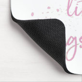 Die kleinen Dinge im Leben - Zitat-Rosa Mousepad (Ecke)