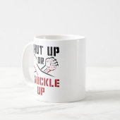 Die Knuckle-Boxbox muss aufgeschlossen oder geknac Kaffeetasse (Vorderseite Links)