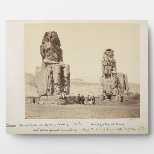 Die Kolossi von Memnon, Statuen von Amenhotep III, Fotoplatte (Vorderseite)
