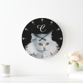 DIE KÖNIGIN DER WEISSEN KATZEN-MONOGRAMM, rosa Mau Große Wanduhr (Zuhause)