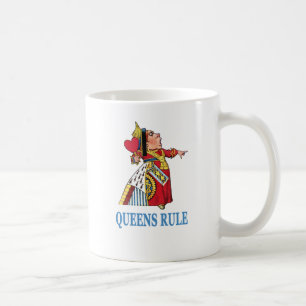 Die Königin des Herzens erklärt: "Königsregel!" Kaffeetasse