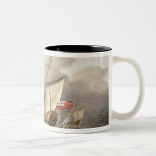 Die königliche Yacht "Mary", die Grüße austausc Zweifarbige Tasse