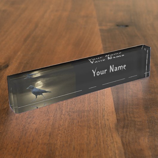 Die Krähe geht durch Mondschein Namensplakette (Seite)