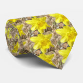 Die Krawatte der gelben Narzissen-Blumen-Männer (Gerollt)