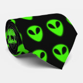 Die Krawatte der Leiter grüner Alien (Gerollt)