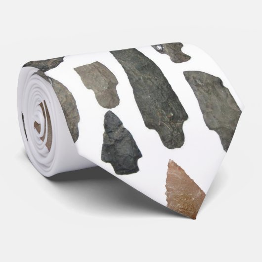 Die Krawatte des Pfeilspitzenjägers (Gerollt)