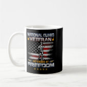 Die Kriegswache der Mens U Vintag Kaffeetasse (Links)