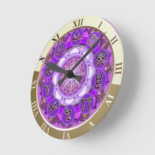 Die Krone Chakra Mandala Runde Wanduhr (Winkel)