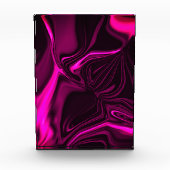 Die Krümmer und die Rippel sind rosa, dunkelrosa. Fotoblock (Vorderseite)