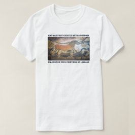 Die Kunst wurde zuerst mit einem zweckbestimmten T T-Shirt