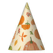 Die Kürbis sind grün und orange, das Muster ist na Partyhütchen (Links)