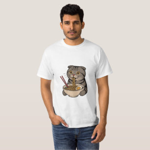Die kuschelige Katze schlürft Nudeln T-Shirt