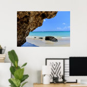 Die Küste des tropischen Strandes mit dem großen F Poster (Heimbüro)