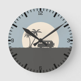 Die Küstenflucht Runde Wanduhr
