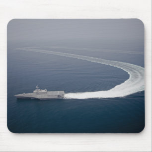 Die Küstenkampfschiff Unabhängigkeit 4 Mousepad