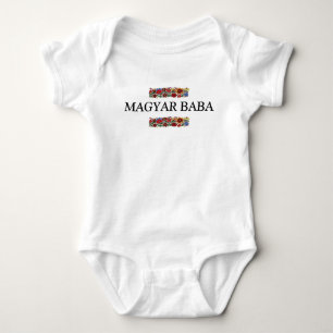 Die Lagerschwelle des ungarischen Babys Baby Strampler