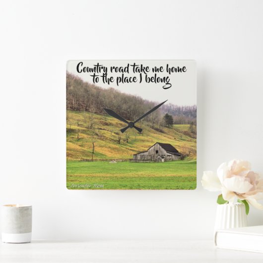 Die Landstraße bringt mich zur Zuhause Wall-Uhr Quadratische Wanduhr (Zuhause)