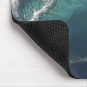 Die lange schmale Eleuthra-Insel der Bahamas Mousepad (Ecke)