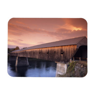 Die längste überdachte Brücke in den Vereinigten S Magnet