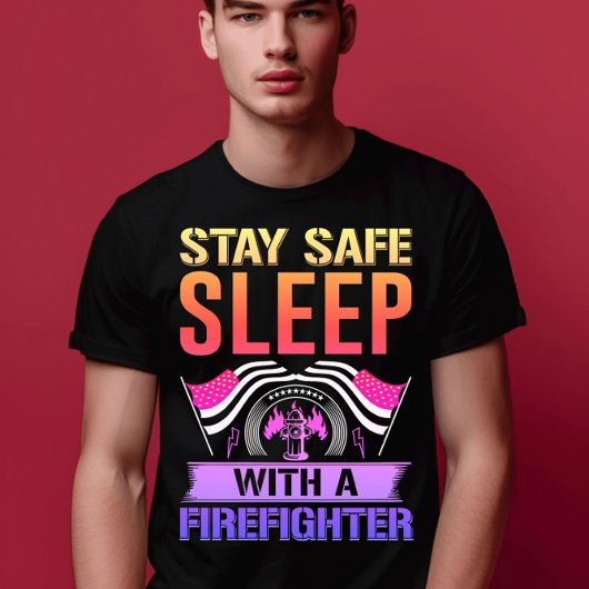 Die lautstarke Nachricht eines Feuerwehrmanns auf T-Shirt