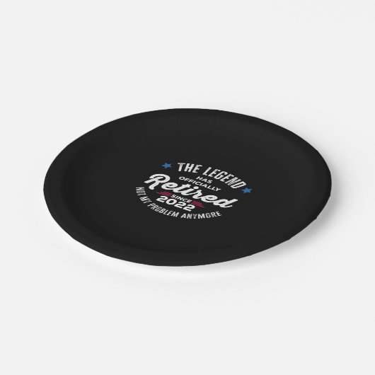 Die Legende ist seit 2022 amtlich erschöpft. Pappteller (Schrägansicht)