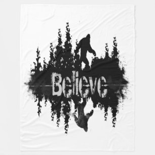 Die Legende Sasquatch, Big Foot Lake Reflection Fleecedecke