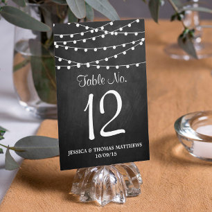 Die Lichterketten auf der Kreidetafel-Hochzeitskol Einladung