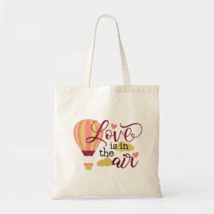 Die Liebe befindet sich in der Air Tote Tasche
