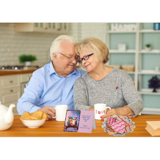 Die Liebe der Eule ist der süße Valentinstag Feiertagskarte