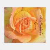Die Liebe einer Mutter ist wie eine Rose Gelborang Fleecedecke (Vorderseite (Horizontal))