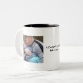 Die Liebe eines Vatis ist celess Pri] Zweifarbige Tasse (Vorderseite Links)