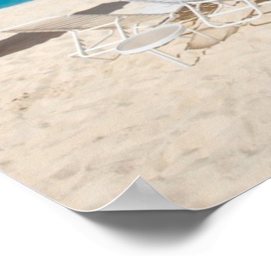 Die Liegestühle am Strand Poster (Ecke)