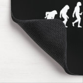 Die lustige Evolution eines Dminton-Spielers Fraue Mousepad (Ecke)